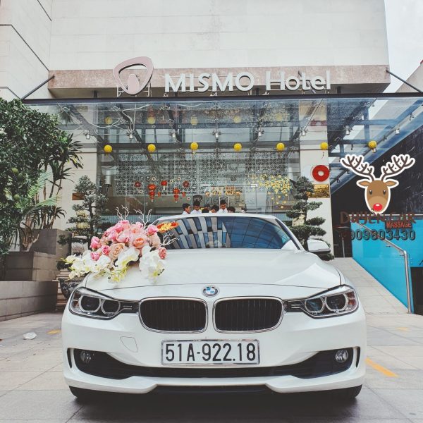 Thuê xe hoa bmw 320i - Hoa Lan Lụa