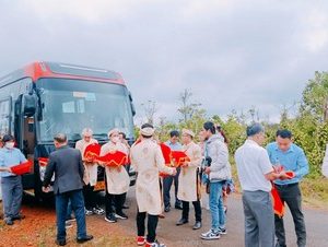 Cho Thuê Xe Limousine 18 ghế - đi đám hỏi ở Daknong
