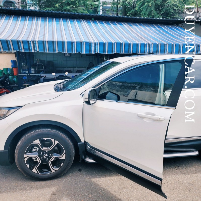 duyencar cho thue xe honda crv trung bay su kien 1