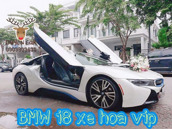 Dịch vụ xe hoa vip BMW I8 TPHCM