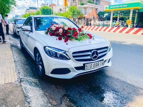 [Mercedes C200] - dịch vụ thuê xe đóng quảng cáo , mv ,quay phim