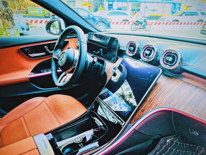 thue xe cuoi mercedes c200 doi moi duyencar 7
