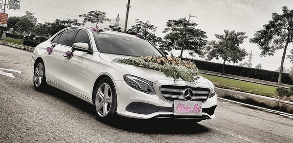 Duyên Car Dịch vụ thuê xe cưới hạng sang tại TPHCM