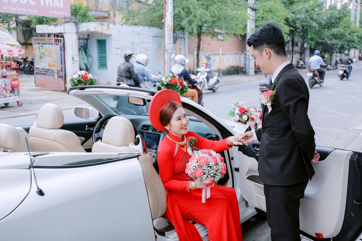 Bang Gia Xe Hoa Mui Tran Duyencar Lexus (6)