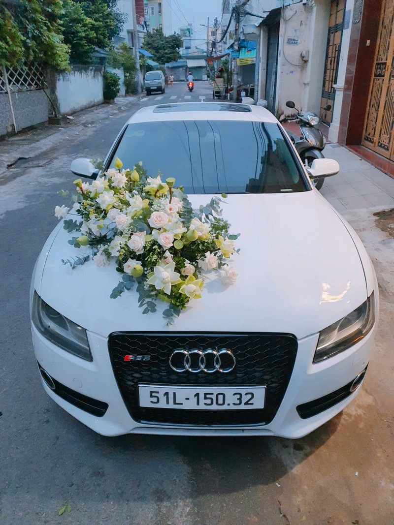 bang gia thue xe hoa 2024 audi 7