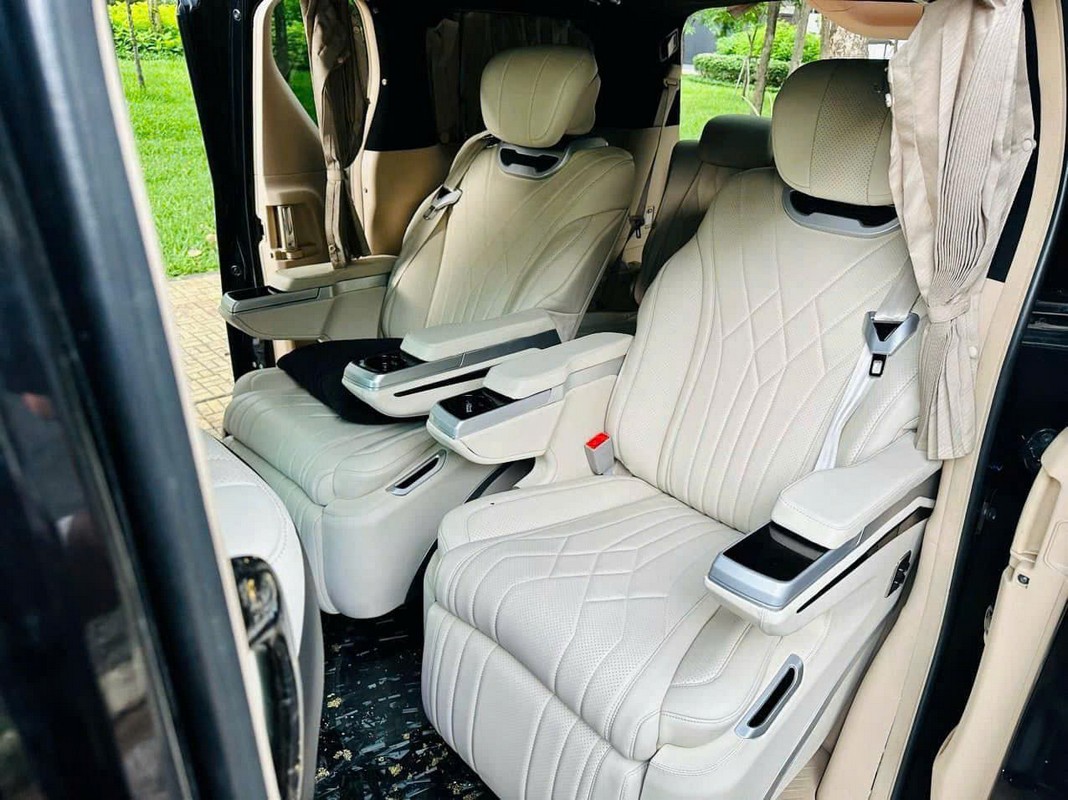 Thuê Alphard đi công việc cùng 9 thue alphard di cong viec 4