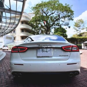 thue xe cuoi maserati cao cap 2025 1