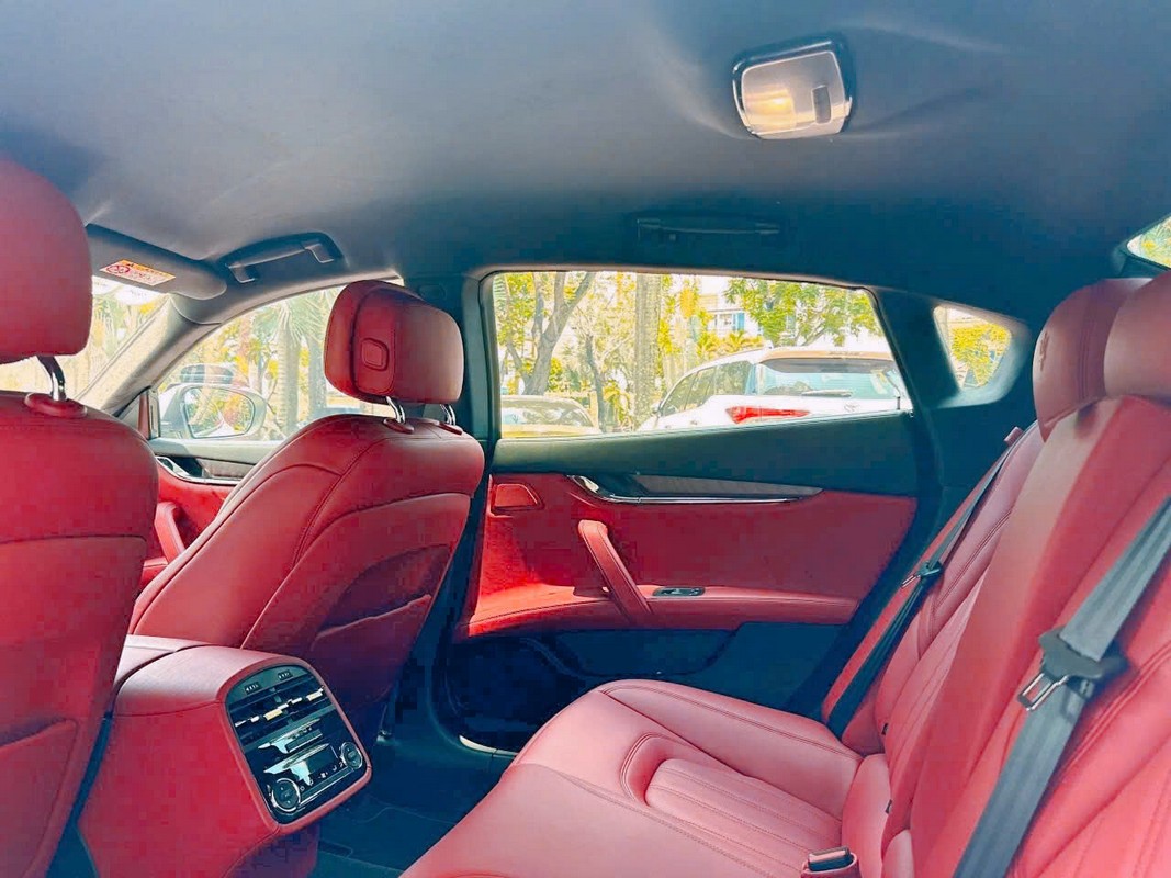 Thuê xe cưới Maserati cao cấp 2025 18 thue xe cuoi maserati cao cap 2025 3