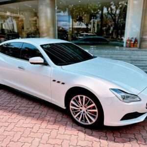 thue xe cuoi maserati cao cap 2025 4