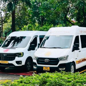 Thuê xe 16 chỗ màu trắng rước dâu