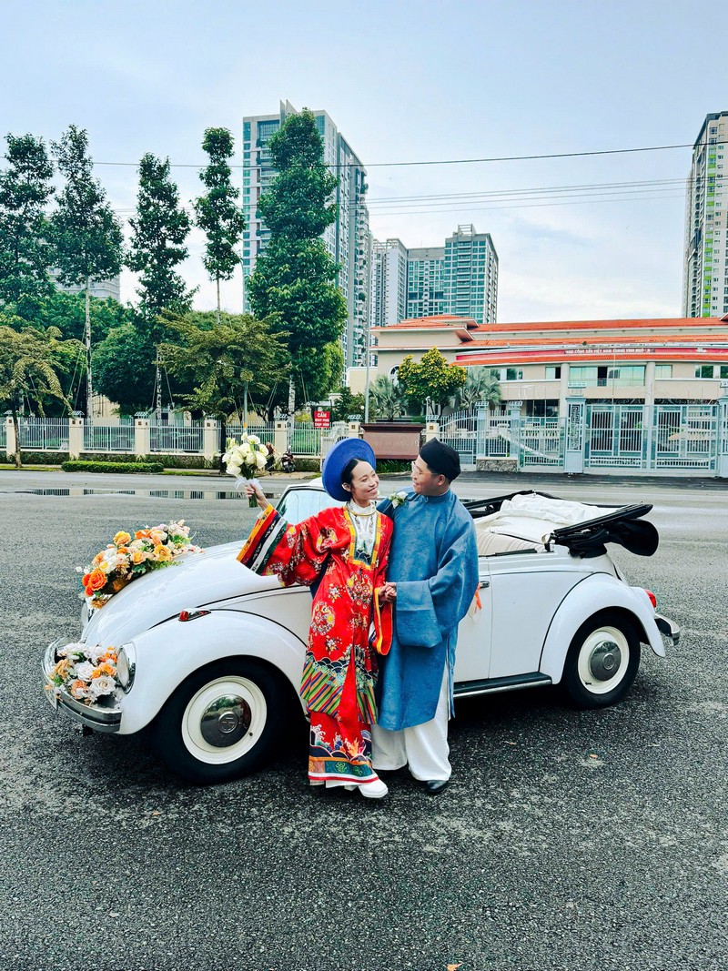 Thuê xe cưới bọ mui trần 26-10 11 thuê xe cưới bọ mui trần 26-10