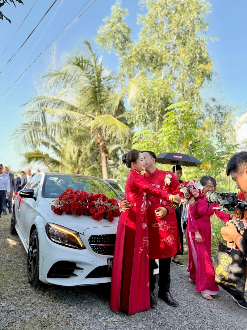 Thuê xe hoa C300 củ chi 19-10-2025 8 thue xe hoa c300 cu chi 19 10 4