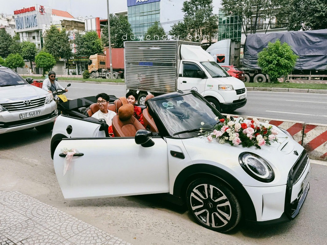 thue xe cuoi mini cooper bien hoa 4