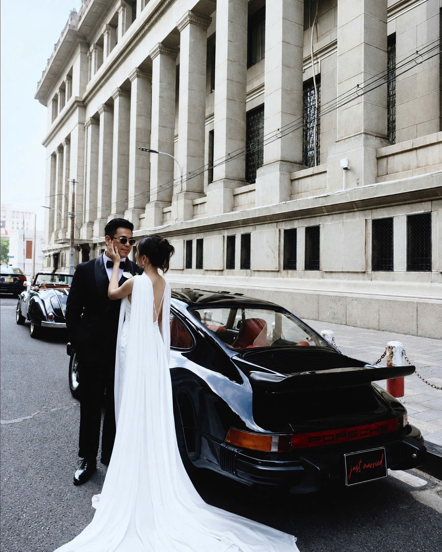 Cho thuê xe cổ Porsche 911
