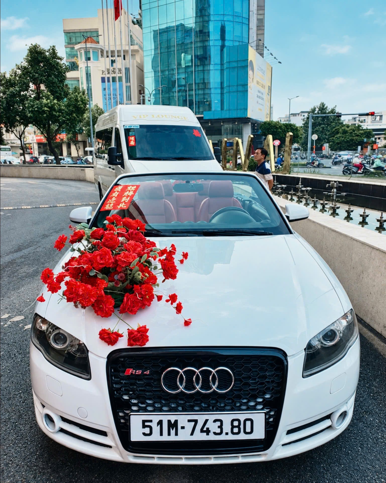 xe cưới audi a4 mui trần chuyên rước dâu 