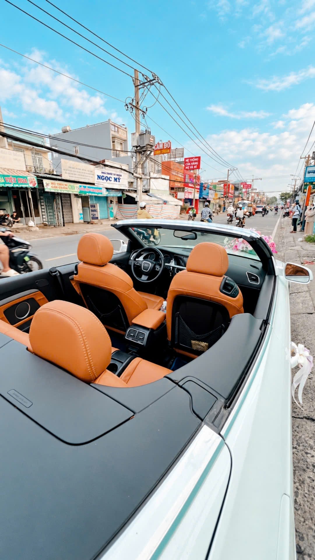 Xe Hoa Audi A5 Mui Trần Bình Chánh