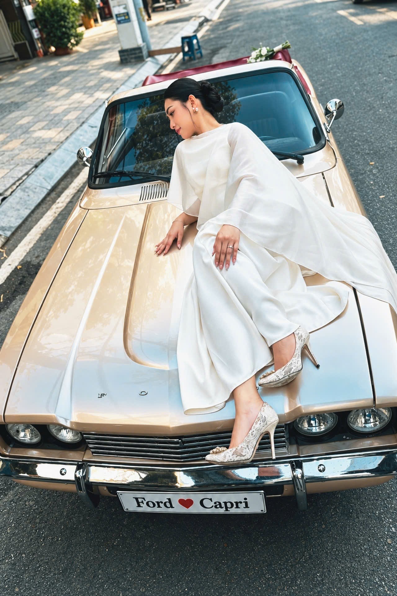 Duyencar – Cho Thuê Ford Capri Chụp Pre Wedding Tại TPHCM
