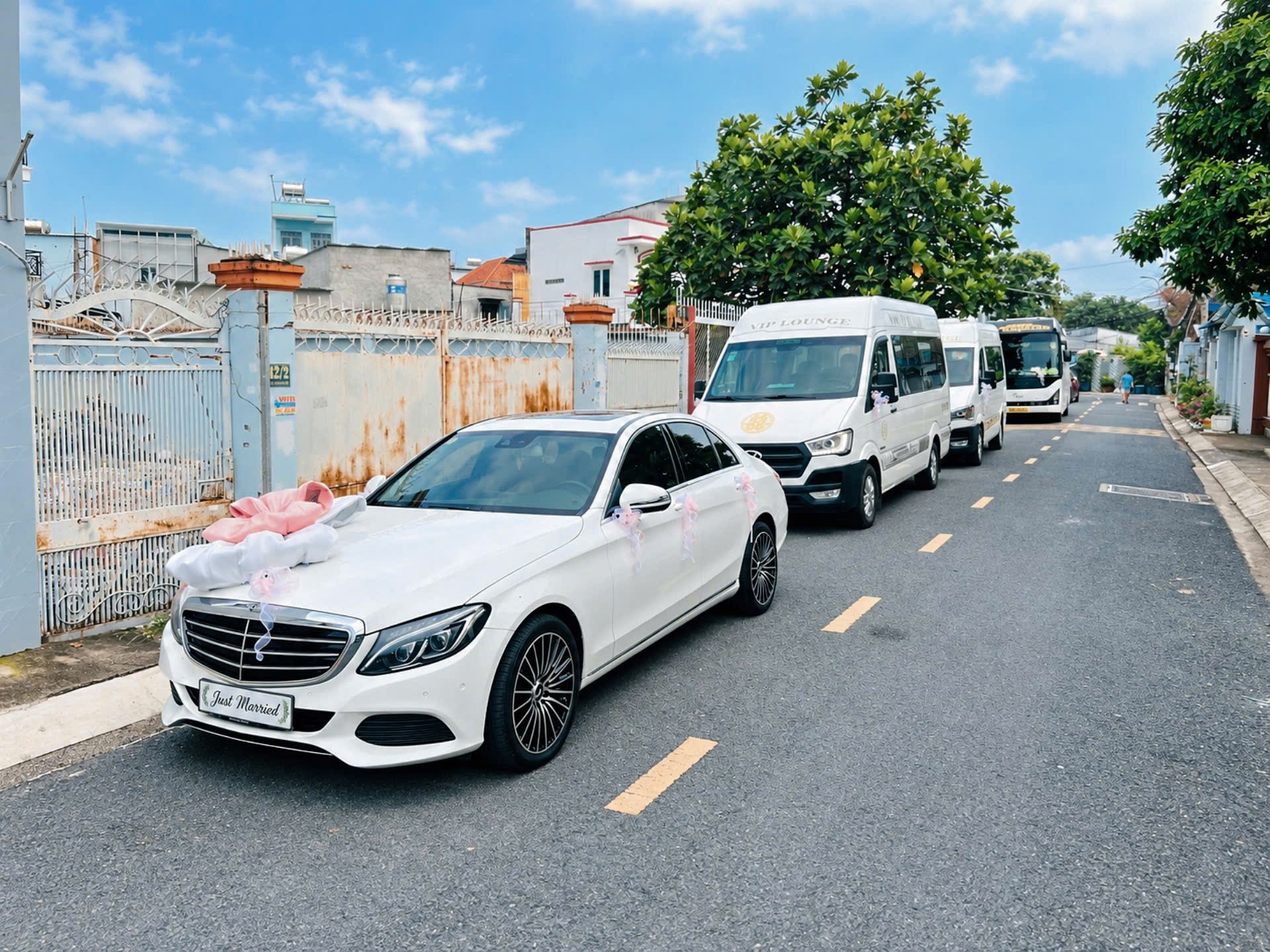 Thuê Xe Cưới Mercedes C250 TPHCM