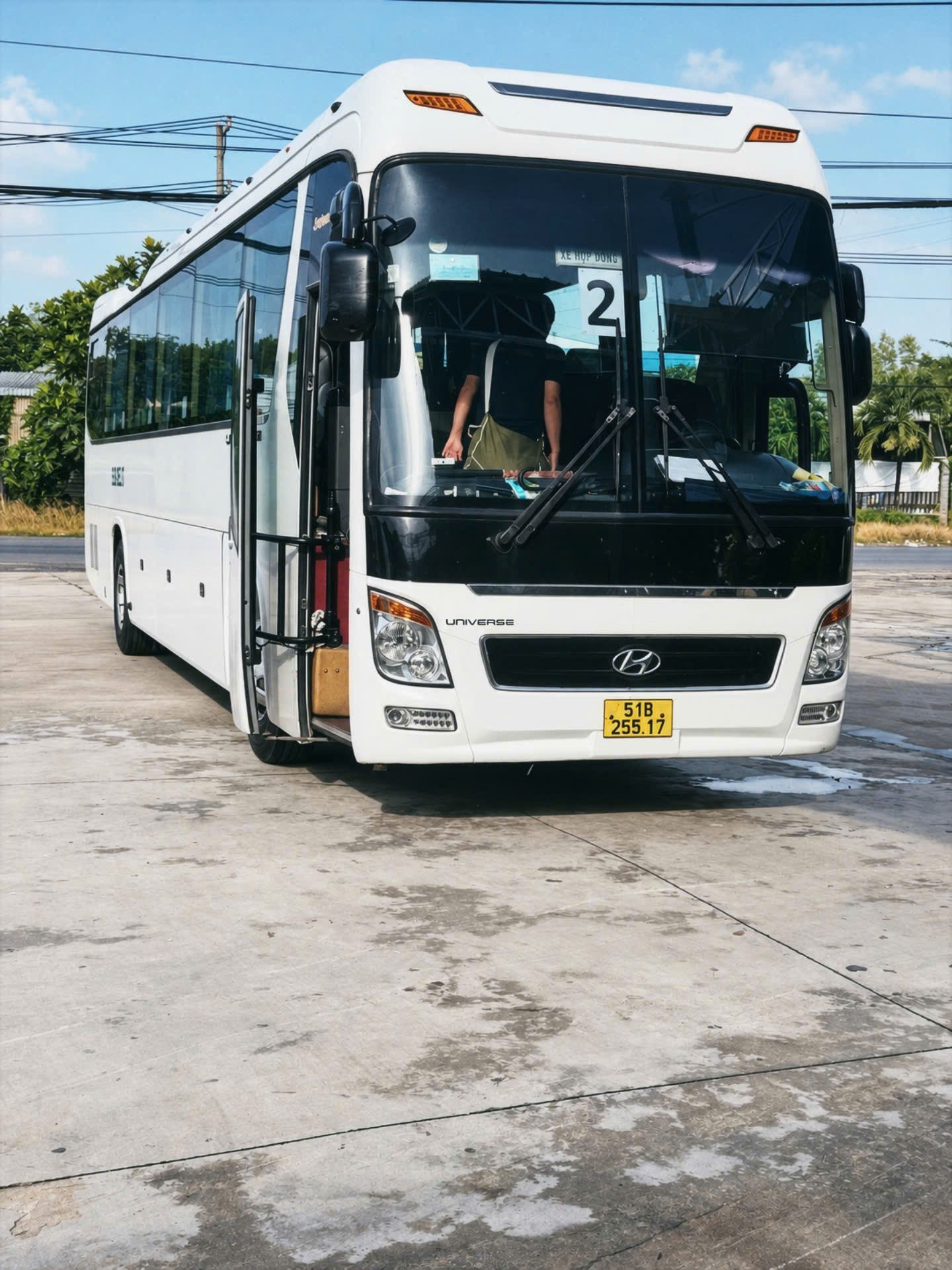 cho thuê xe Universe 45 chỗ TPHCM